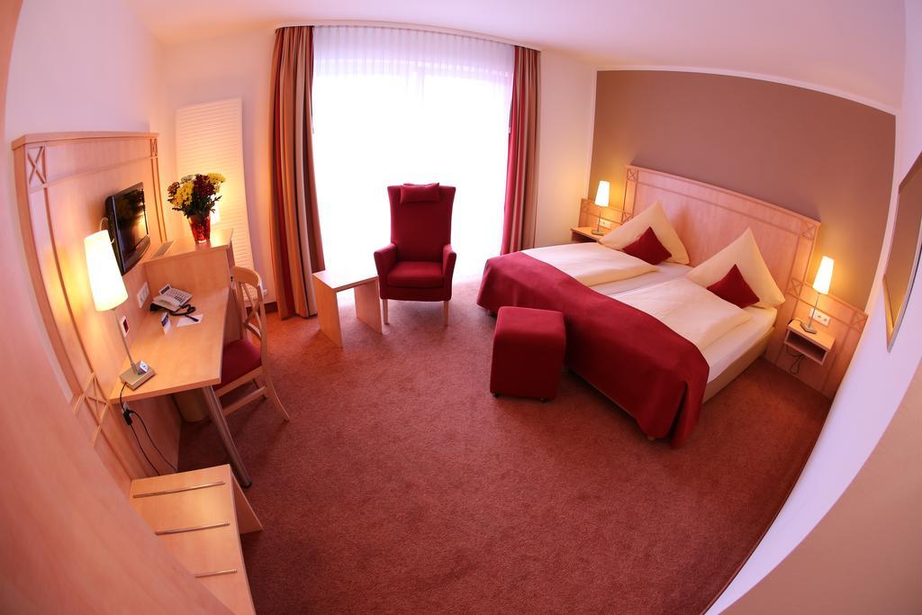 Hotel Sittardsberg Дуйсбург Экстерьер фото