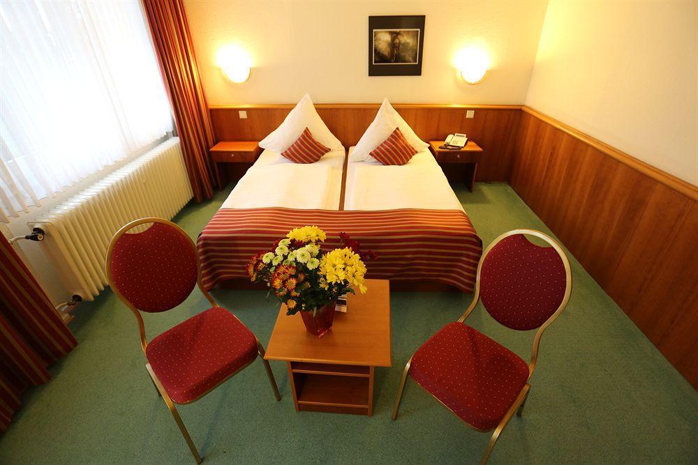 Hotel Sittardsberg Дуйсбург Экстерьер фото