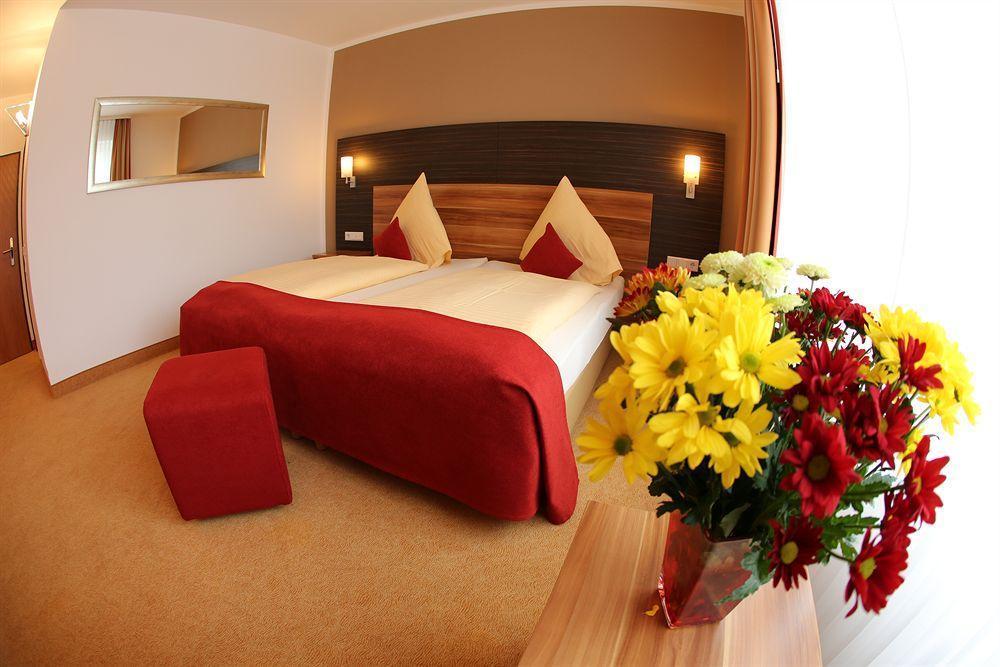 Hotel Sittardsberg Дуйсбург Экстерьер фото