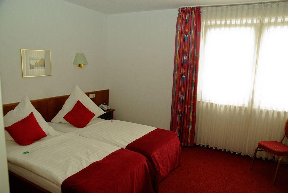 Hotel Sittardsberg Дуйсбург Экстерьер фото