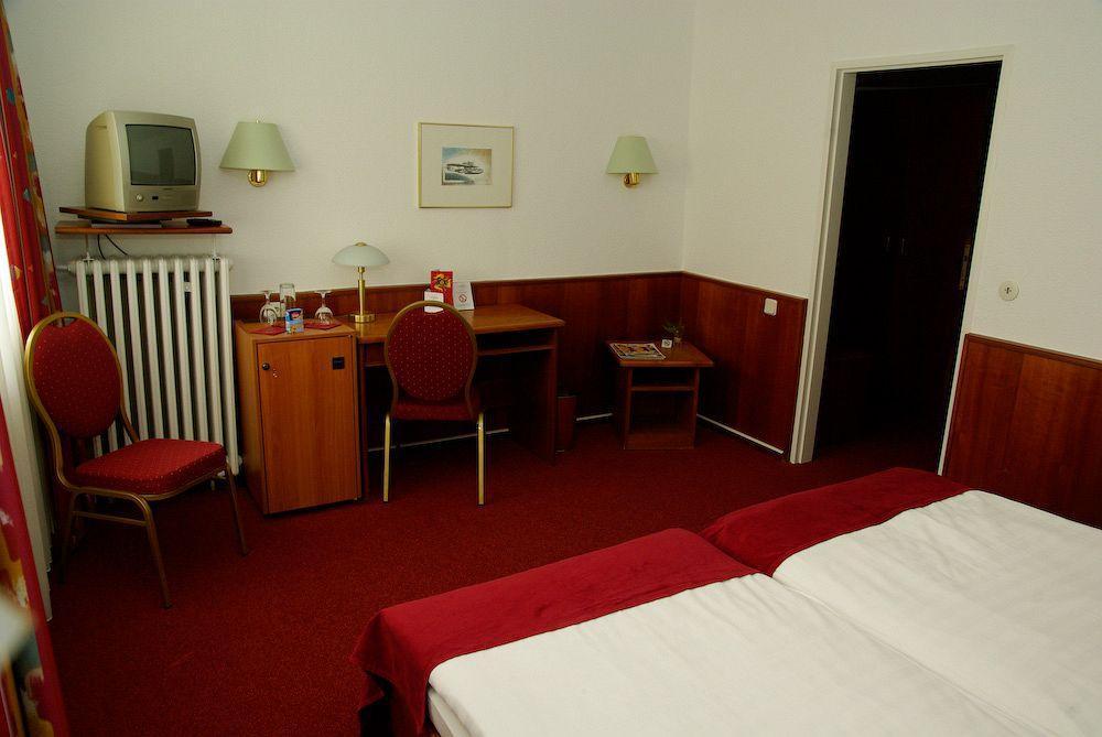 Hotel Sittardsberg Дуйсбург Экстерьер фото